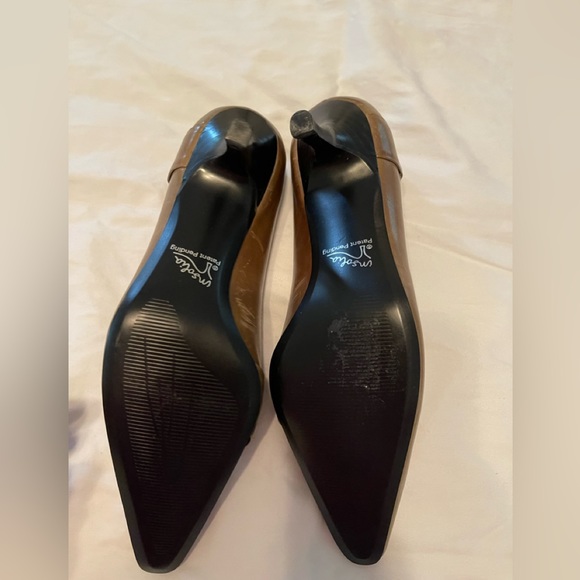 Ipanema Leather Heels - Picture 4 of 5